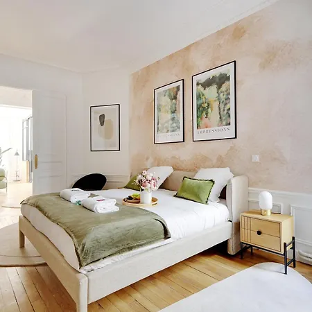Apartment Chic & Spacious 2bdr - 4p - Av Suffren Tour Eiffel Paris