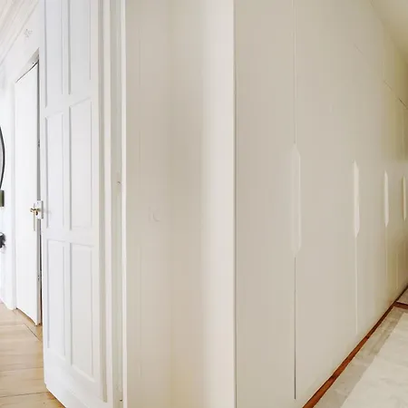 Chic & Spacious 2bdr - 4p - Av Suffren Tour Eiffel Apartment