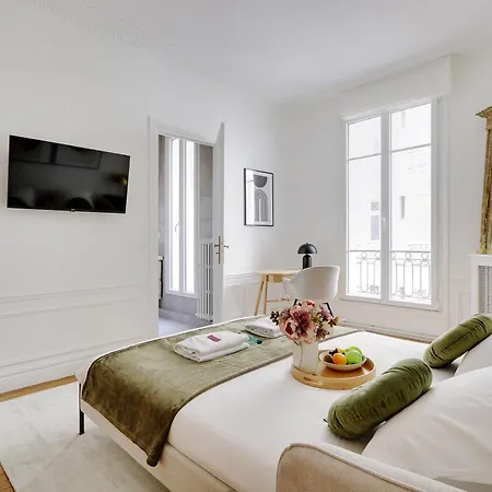 Chic & Spacious 2bdr - 4p - Av Suffren Tour Eiffel Apartment Paris