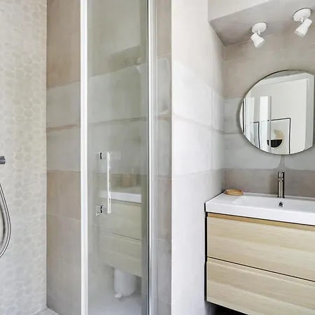 Apartment Chic & Spacious 2bdr - 4p - Av Suffren Tour Eiffel Paris
